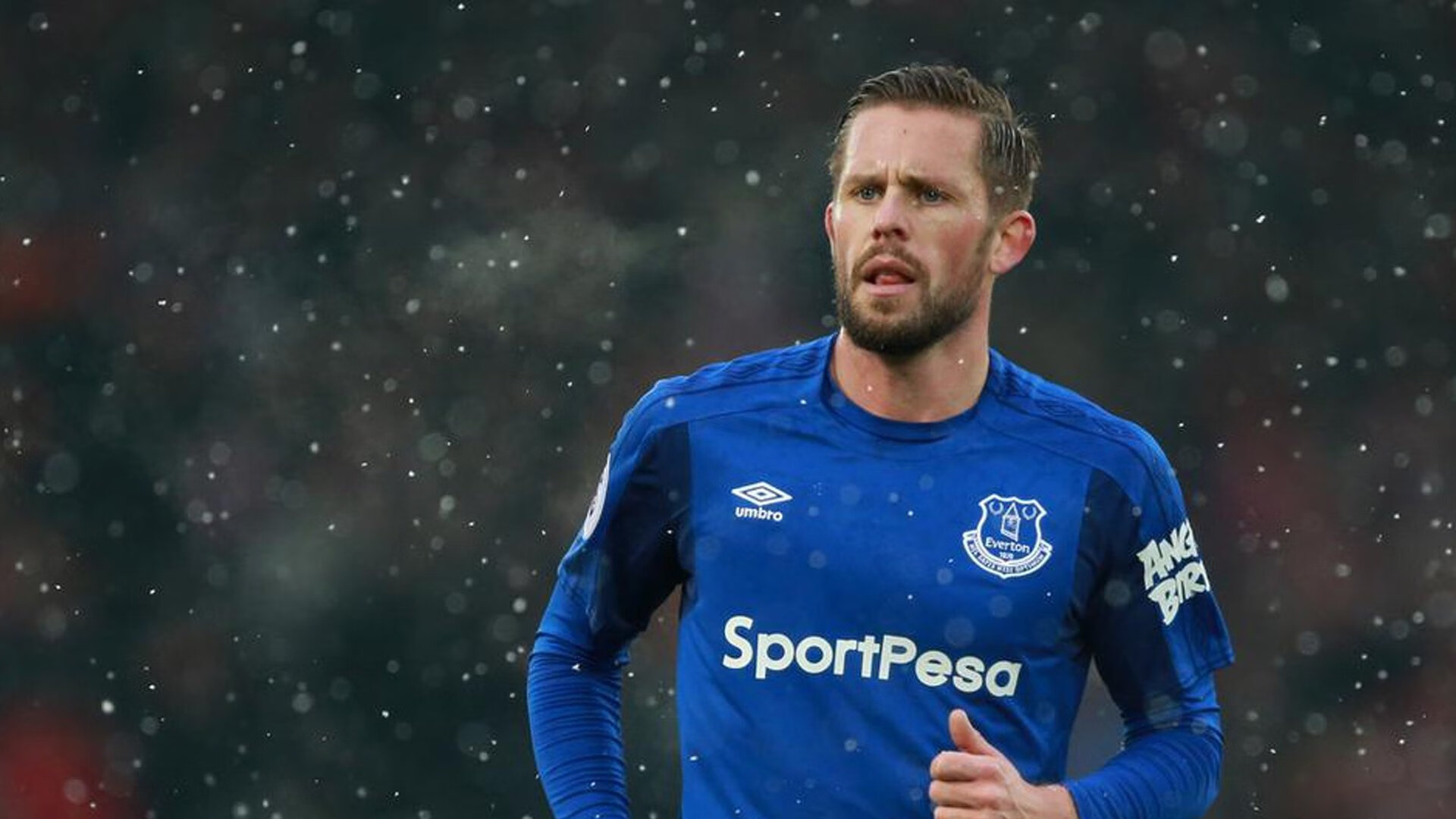 德甲争冠战焦点战，巴萨力克雷恩